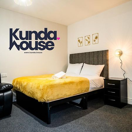 Appartamento Kunda House In Tyseley Birmingham Esterno foto