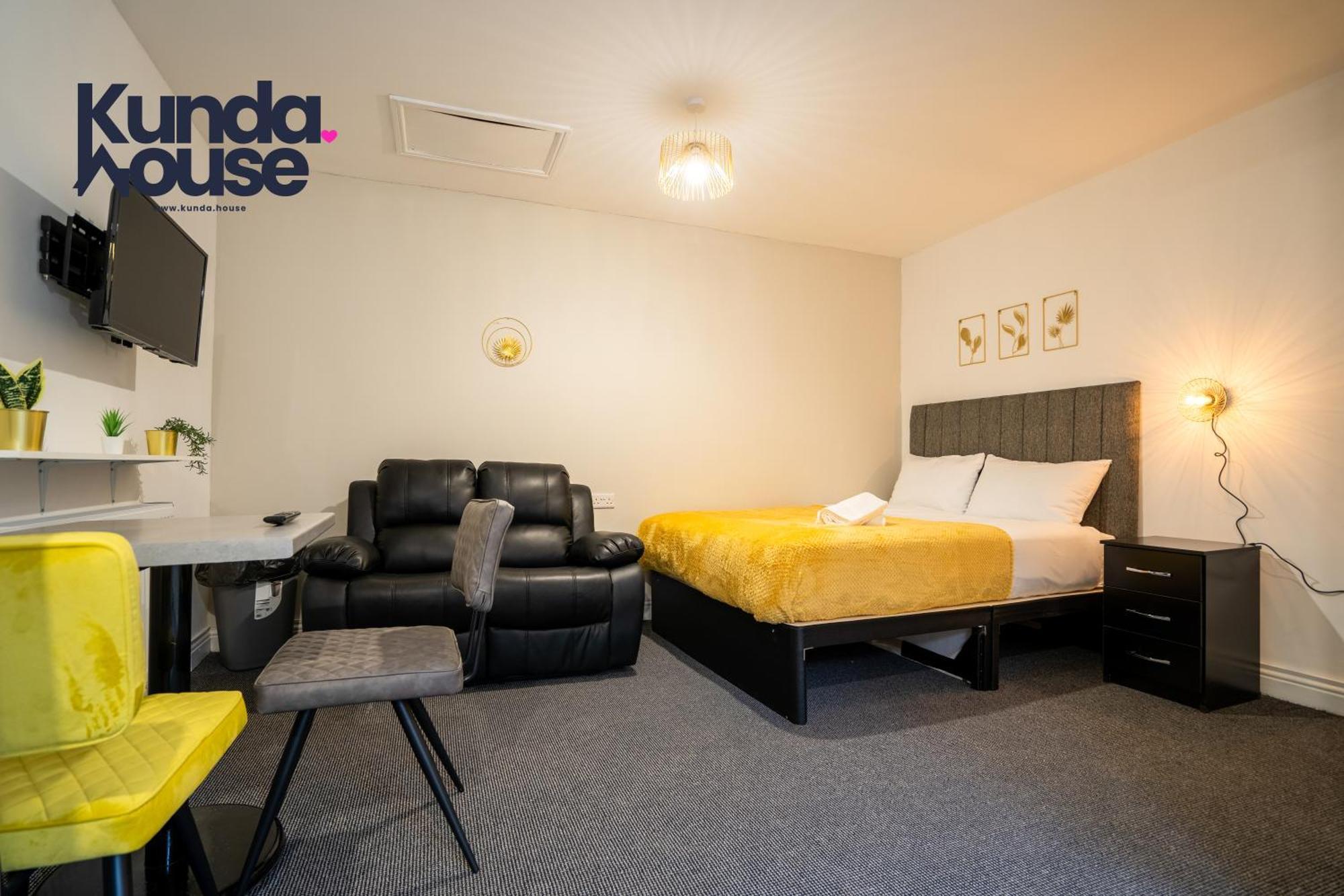 Appartamento Kunda House In Tyseley Birmingham Esterno foto