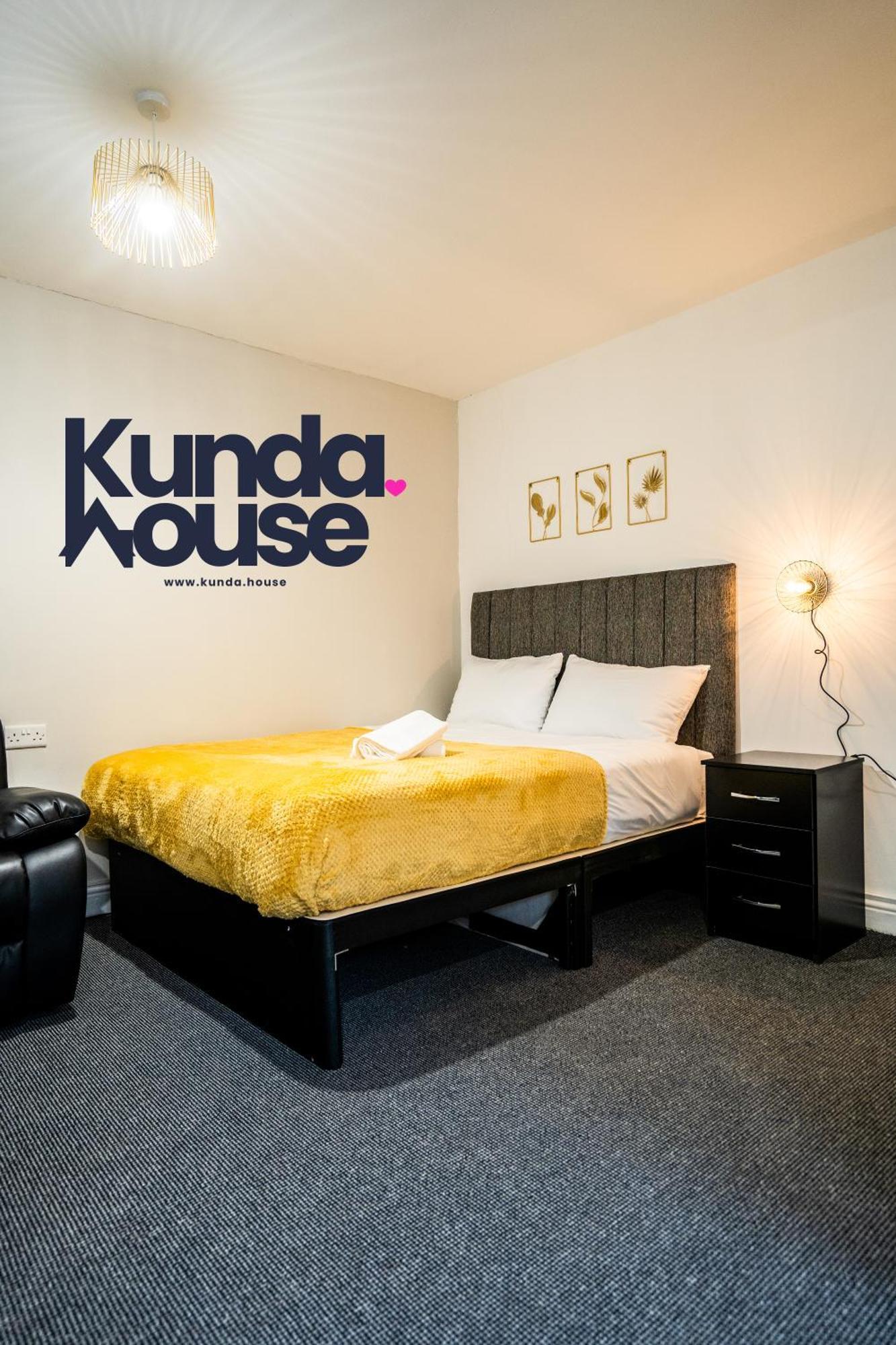 Appartamento Kunda House In Tyseley Birmingham Esterno foto